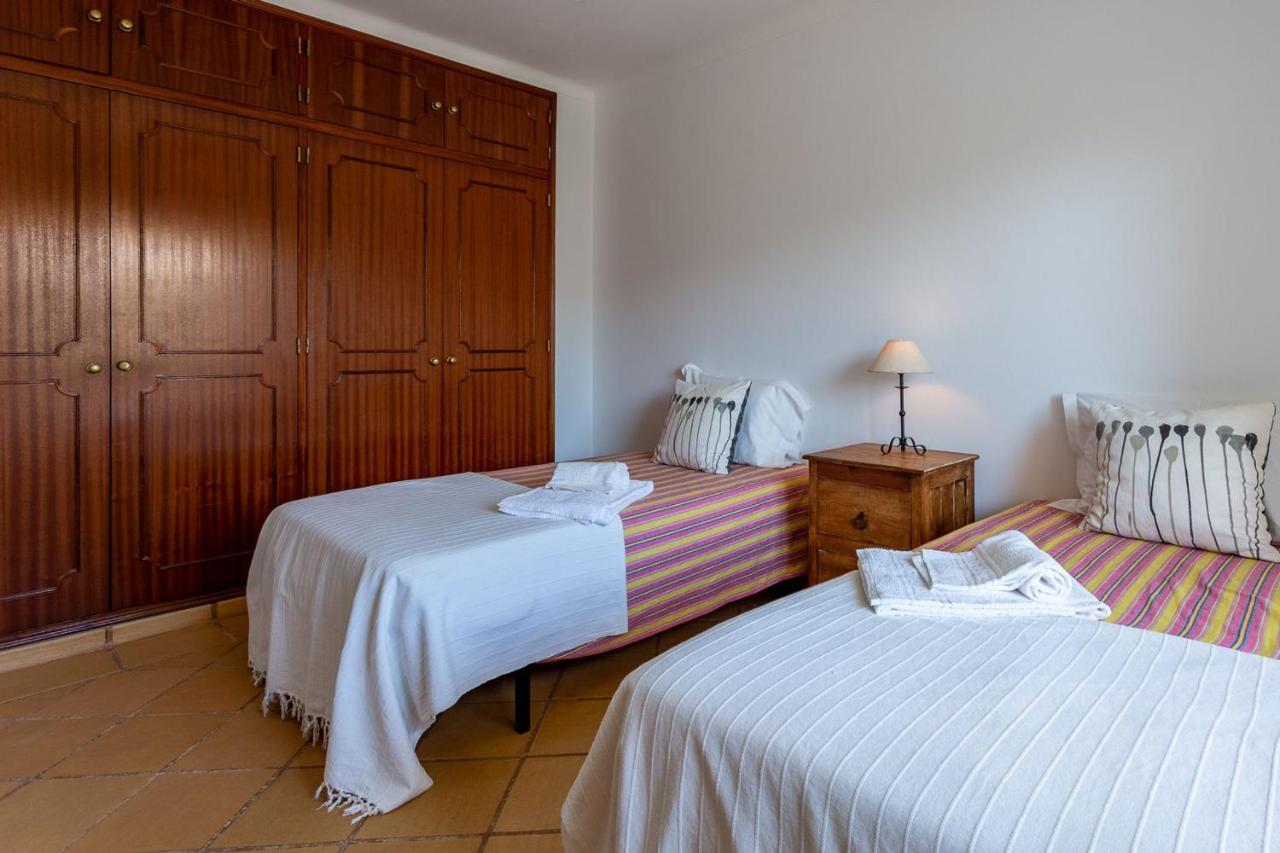 Sunny 2bdr House W/ Private Pool By Lovelystay Appartement Albufeira