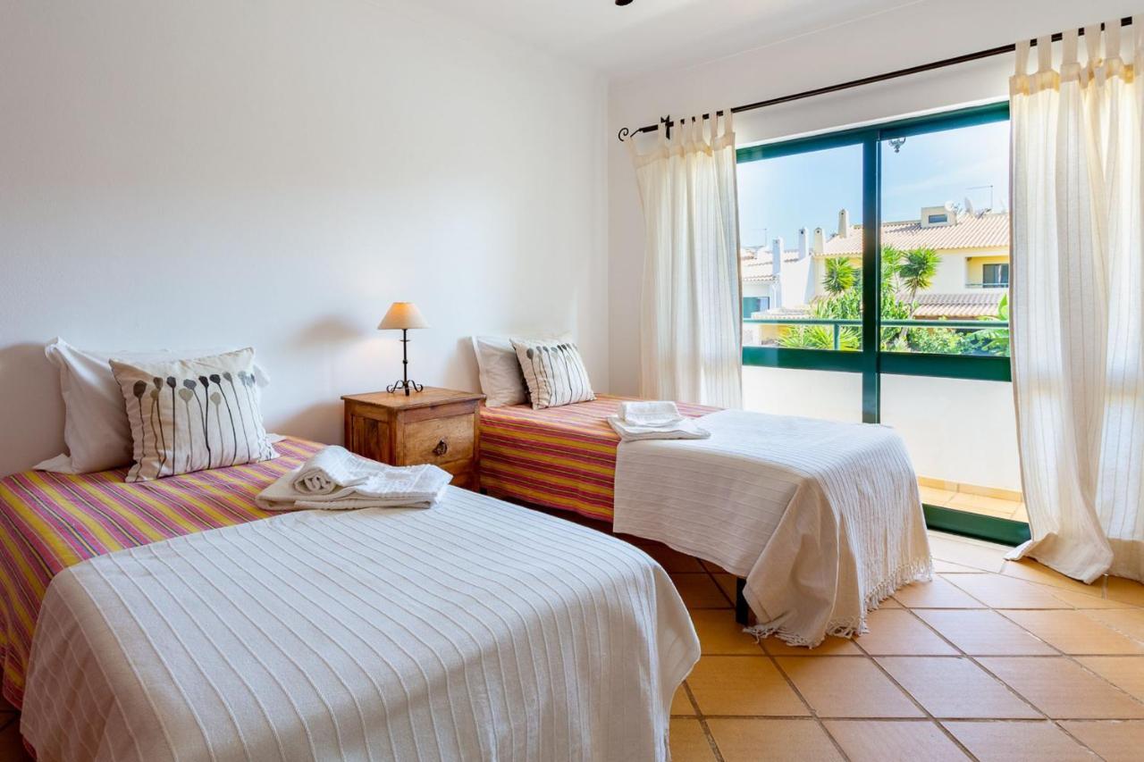 Sunny 2bdr House W/ Private Pool By Lovelystay Appartement Albufeira
